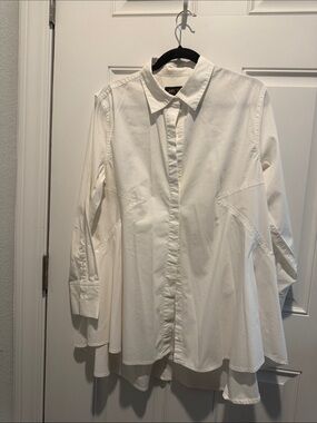 TRUTH Classic White Long-Sleeve Button-Down Shirt